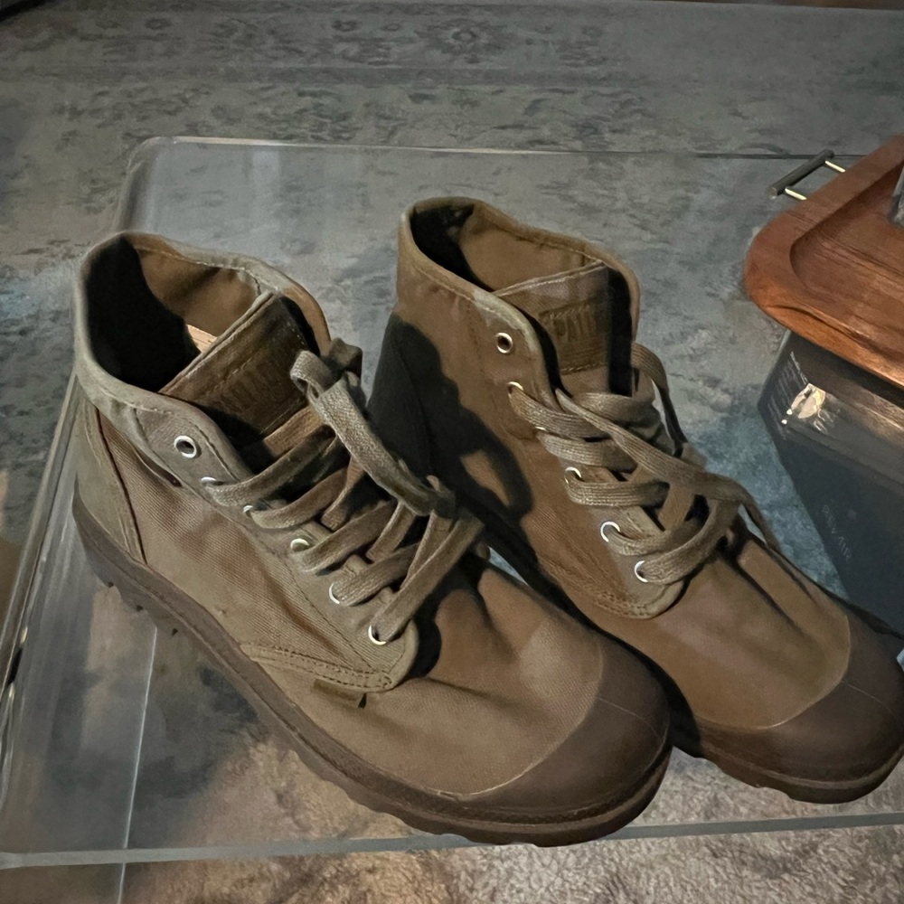 Palladium High-Top Sneakers boots